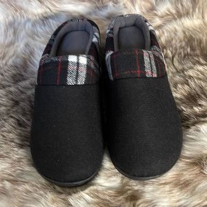 Black Womens slippers size 7 Plaid trim mules